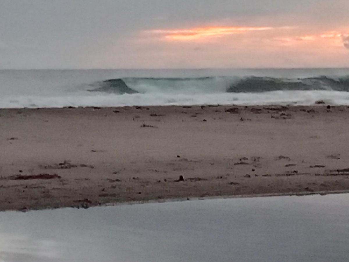Rumah Nalu Surf Camp Krui Dış mekan fotoğraf