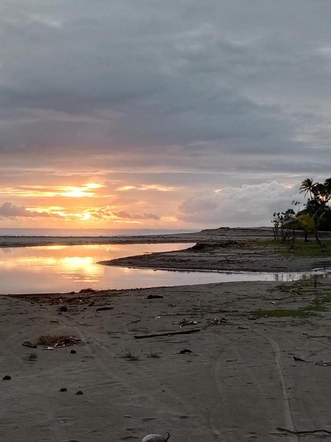 Rumah Nalu Surf Camp Krui Dış mekan fotoğraf