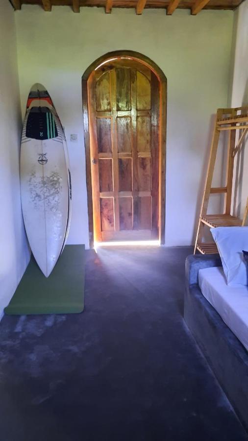 Rumah Nalu Surf Camp Krui Dış mekan fotoğraf