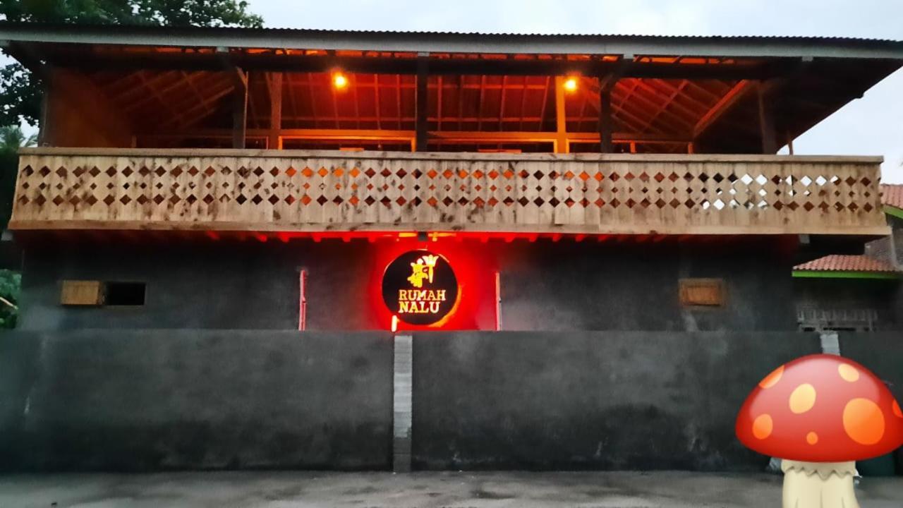 Rumah Nalu Surf Camp Krui Dış mekan fotoğraf