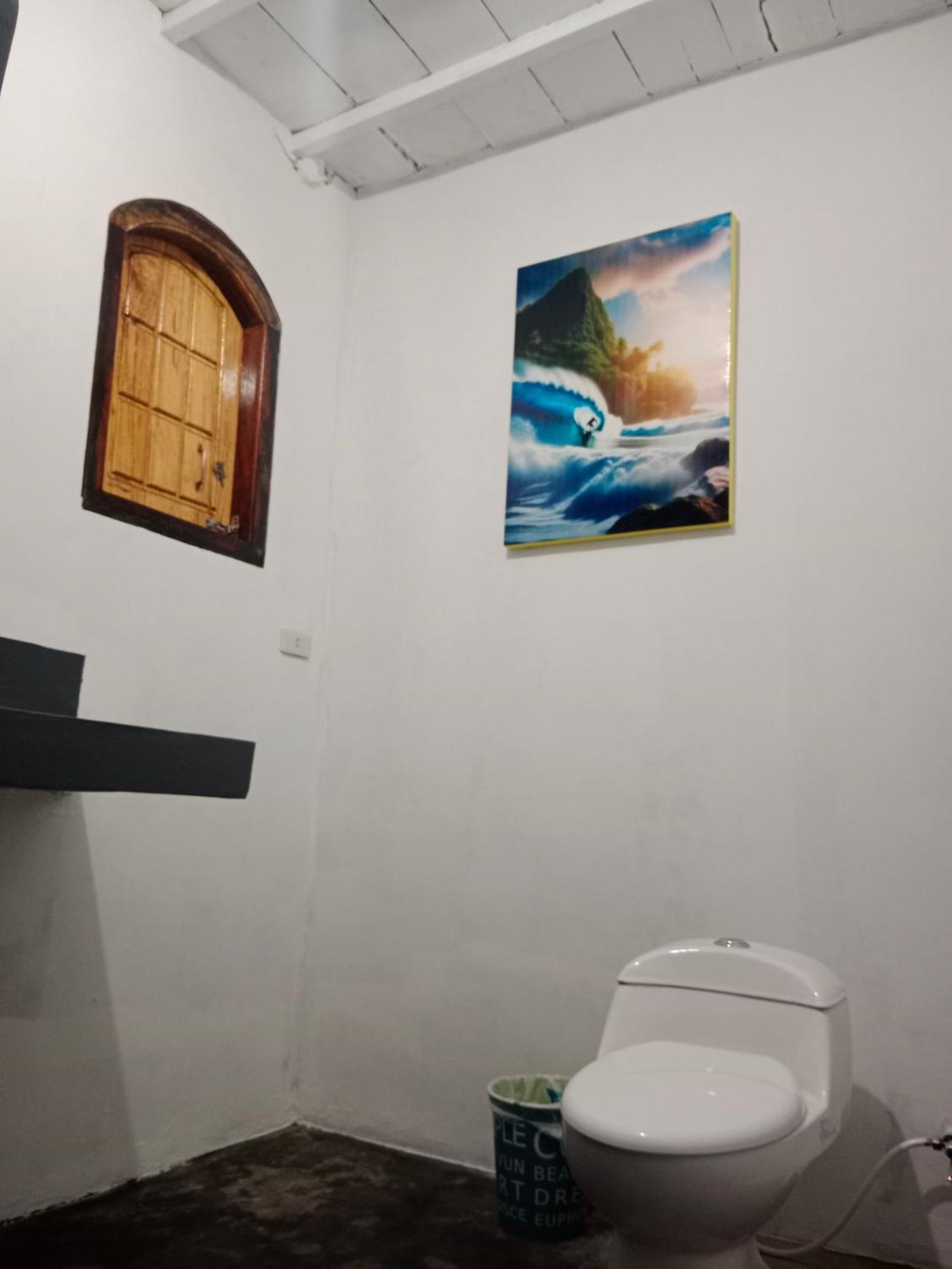 Rumah Nalu Surf Camp Krui Dış mekan fotoğraf