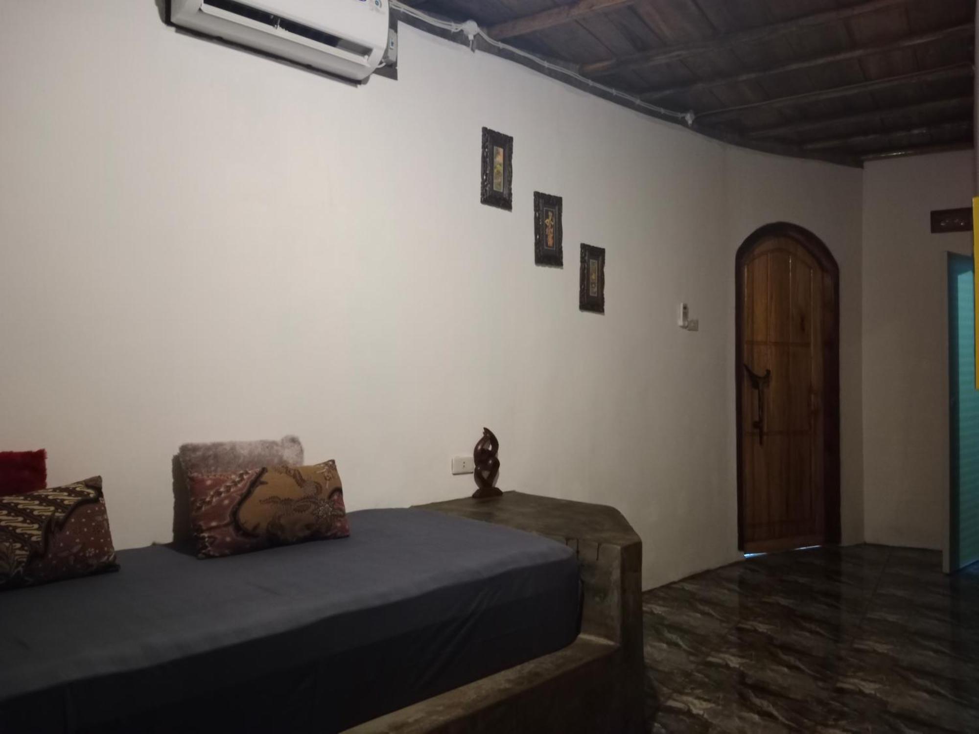 Rumah Nalu Surf Camp Krui Dış mekan fotoğraf